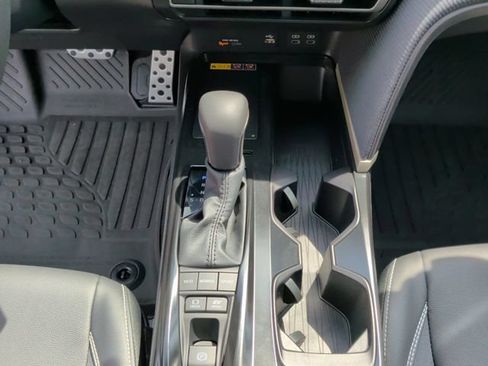 Used 2026 Toyota Camry SE FWD image 19
