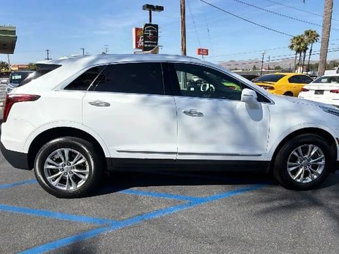 Used 2020 Cadillac XT5 Premium Luxury FWD image 8