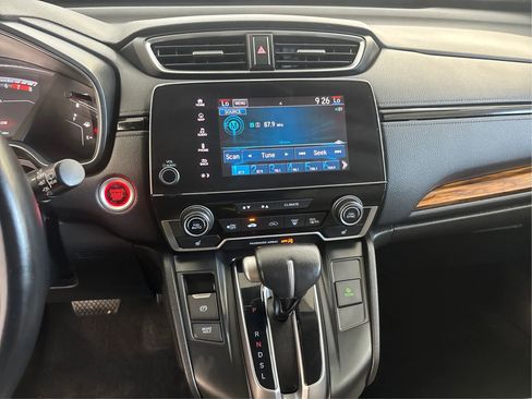 Used 2018 Honda CR-V Touring image 19