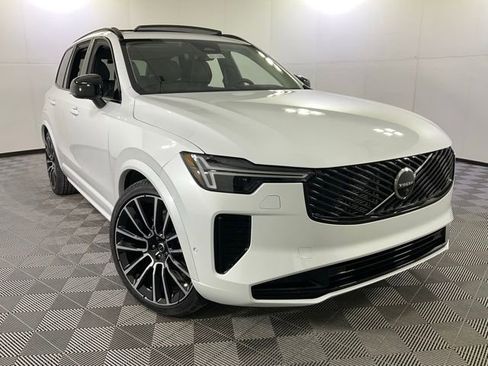 New 2026 Volvo XC90 B6 Ultra w/ Lounge Package image 42