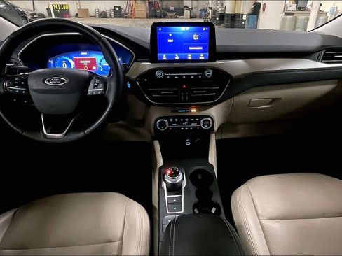 Certified 2021 Ford Escape SEL w/ Technology Package AWD/4WD image 14
