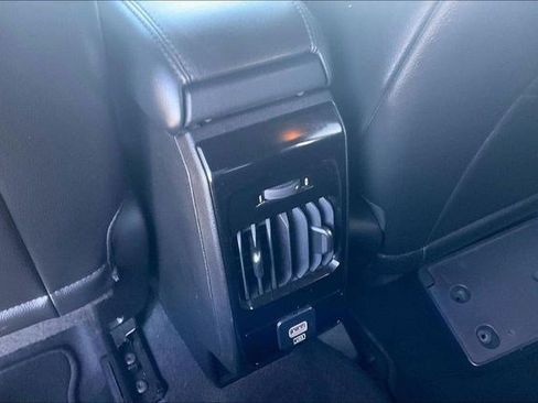 Used 2023 Jeep Compass Limited image 36