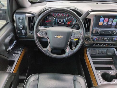 Used 2017 Chevrolet Silverado 1500 High Country AWD/4WD image 16