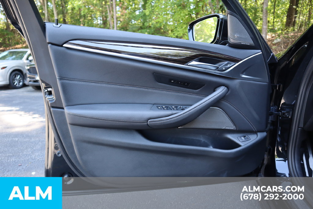 Used 2023 BMW 540i w/ M Sport Package RWD image 10