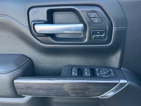 Used 2021 Chevrolet Silverado 1500 LTZ w/ LTZ Convenience Package II image 11