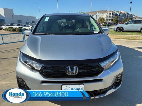 New 2026 Honda Odyssey Elite image 2