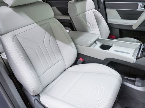Certified 2026 Hyundai Santa Fe SEL FWD image 15