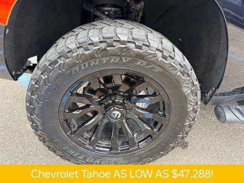 Used 2021 Chevrolet Tahoe Z71 w/ Luxury Package AWD/4WD image 33