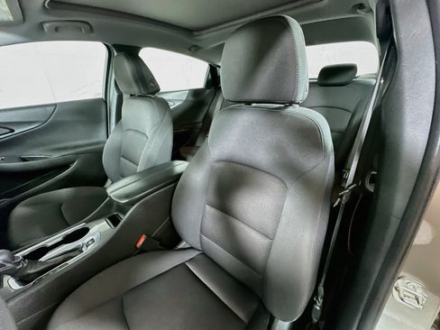 Used 2023 Chevrolet Malibu LT FWD image 19
