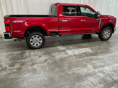 Used 2024 Ford F250 Lariat w/ Lariat Ultimate Package AWD/4WD image 3