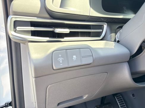 New 2026 Hyundai Elantra Sport FWD image 33