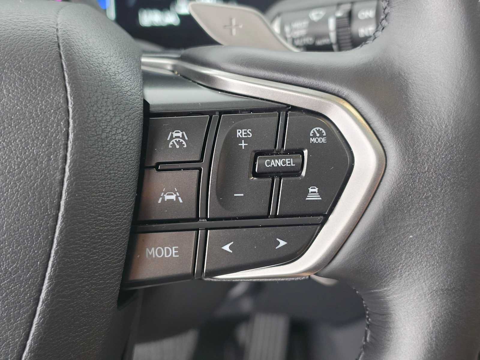 Certified 2026 Lexus RX 450h AWD w/ Convenience Package image 29