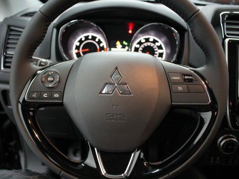 New 2026 Mitsubishi Outlander Sport SE image 8