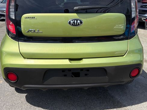 Used 2018 Kia Soul FWD image 13