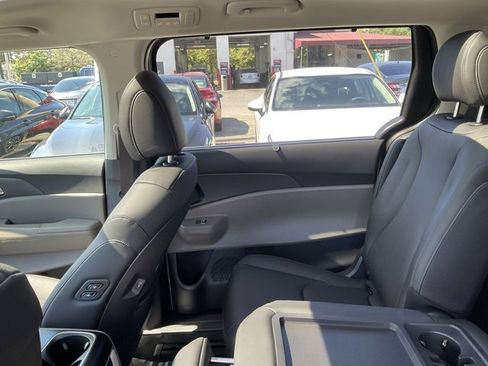 New 2026 Kia Carnival SX image 43