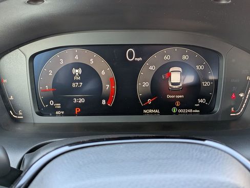 Certified 2025 Acura ADX A-Spec image 28