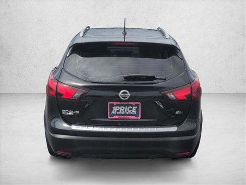 Used 2019 Nissan Rogue Sport SL w/ Premium Package FWD image 7