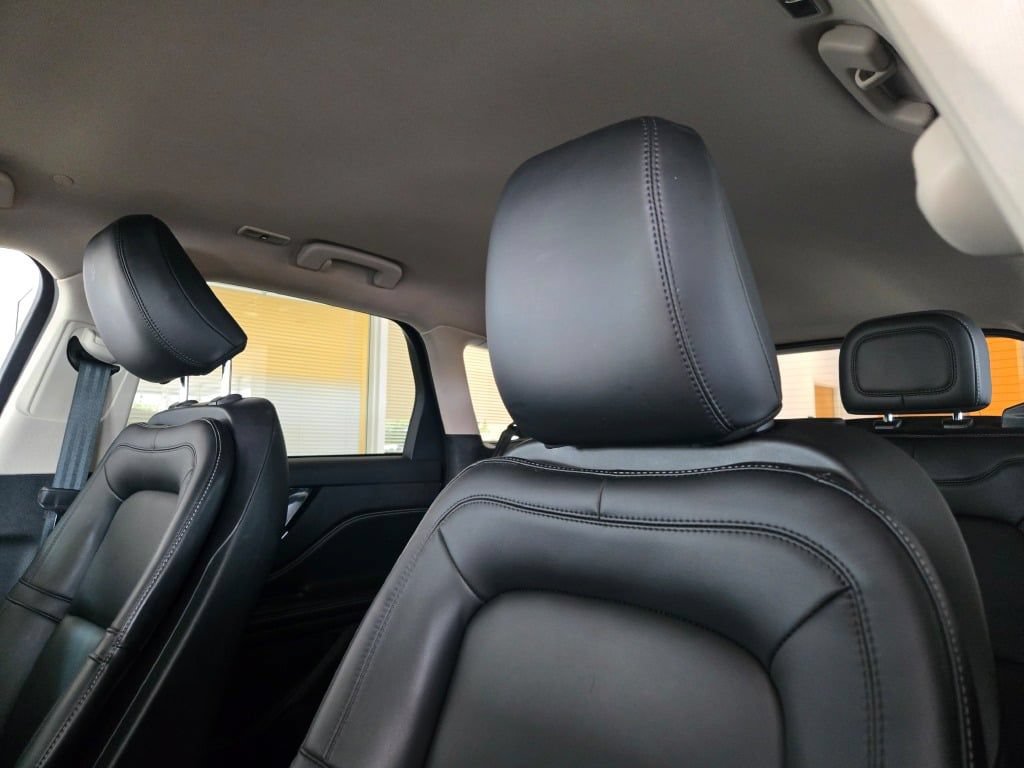 Used 2023 Lincoln Corsair AWD image 27