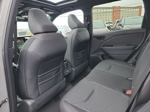 Used 2026 Subaru Forester Premium AWD/4WD image 10