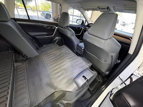 Certified 2025 Toyota RAV4 LE AWD/4WD image 52