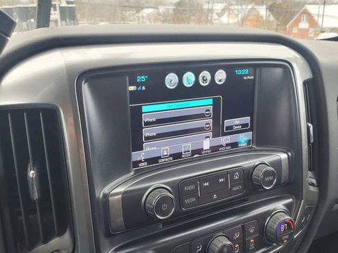 Used 2018 Chevrolet Silverado 1500 LT w/ All Star Edition AWD/4WD image 29