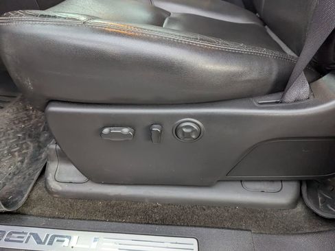 Used 2012 GMC Sierra 2500 Denali image 24