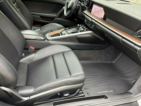 Used 2020 Porsche 911 Carrera 4S AWD/4WD image 28