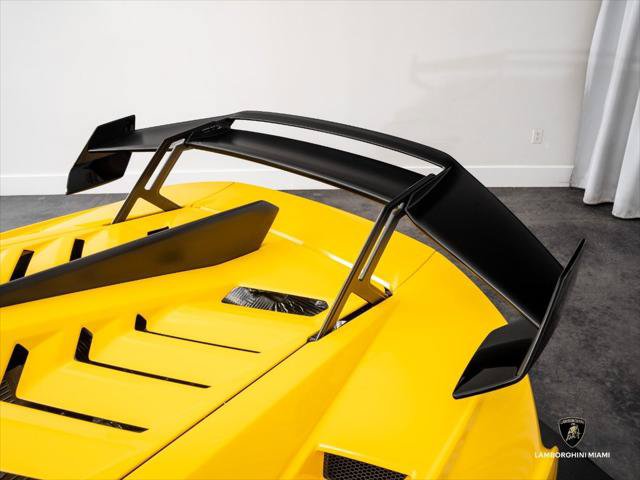 Used 2023 Lamborghini Huracan STO RWD image 19