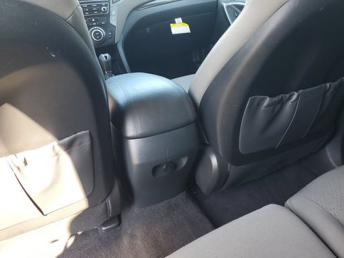 Used 2017 Hyundai Santa Fe Sport FWD image 14
