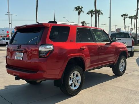 Used 2019 Toyota 4Runner SR5 RWD image 25
