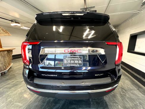 Used 2021 GMC Yukon SLT w/ SLT Luxury Plus Package image 8