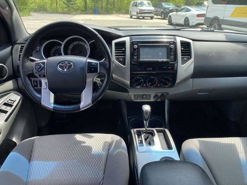 Used 2014 Toyota Tacoma 2WD Double Cab w/ SR5 Package image 15