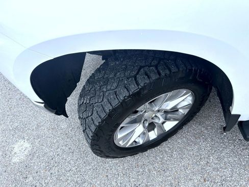 Used 2020 Chevrolet Silverado 1500 LTZ w/ LTZ Premium Package image 23