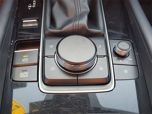 Certified 2025 MAZDA MAZDA3 s Sport image 29