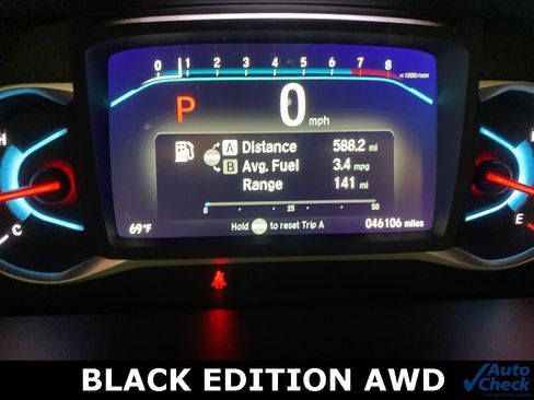 Used 2022 Honda Pilot Black Edition image 40