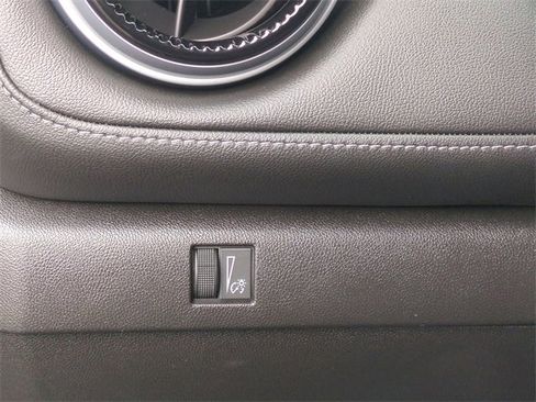 Certified 2024 Chevrolet Colorado LT w/ LT Convenience Package II image 19