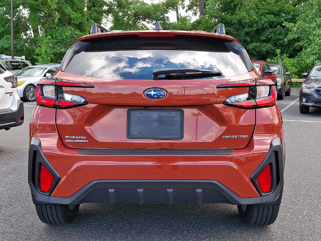 Used 2024 Subaru Crosstrek 2.0i Premium AWD/4WD image 5