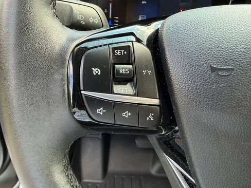 Certified 2023 Ford Escape Active AWD/4WD image 12