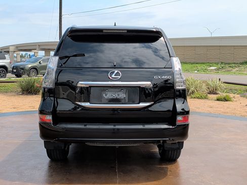 Used 2015 Lexus GX 460 AWD/4WD image 3