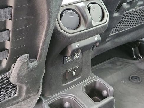 Used 2023 Jeep Gladiator Mojave w/ Cold Weather Group AWD/4WD image 25
