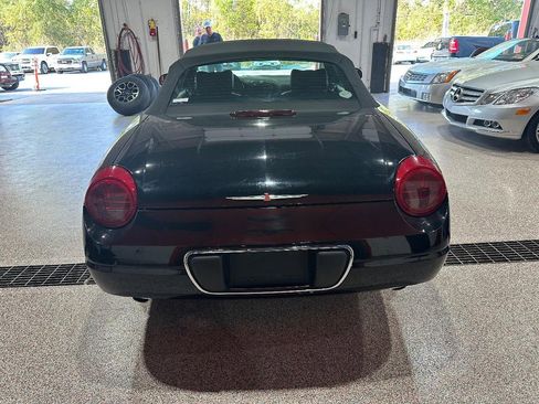 Used 2002 Ford Thunderbird image 3