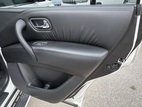 Used 2022 Nissan Armada SV w/ SV Appearance Package image 20