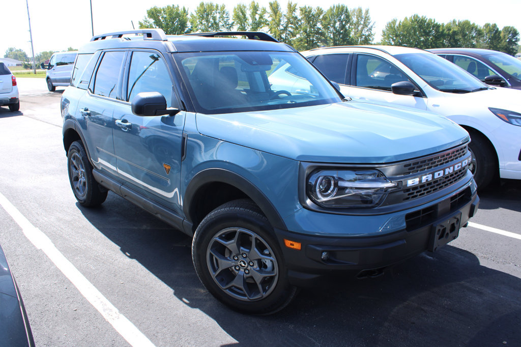 Used 2022 Ford Bronco Sport Badlands w/ Premium Package AWD/4WD image 2