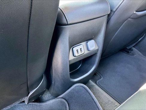 Used 2018 Chevrolet Colorado ZR2 w/ ZR2 Midnight Special Edition image 33