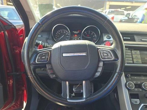 Used 2015 Land Rover Range Rover Evoque Dynamic image 5