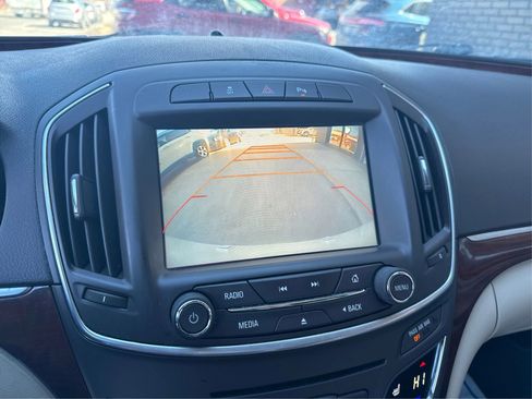 Used 2017 Buick Regal Premium image 19