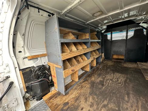 Used 2013 Ford E-250 and Econoline 250 image 24