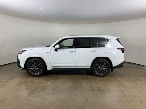 Used 2024 Lexus LX 600 F Sport image 41
