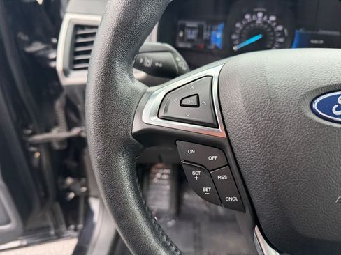 Used 2022 Ford Edge SEL AWD/4WD image 15
