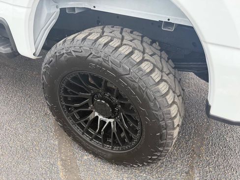 Used 2025 Ford F250 XLT w/ FX4 Off-Road Package AWD/4WD image 26